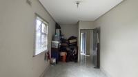 Bed Room 2 - 15 square meters of property in Umlazi