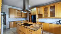 Kitchen - 28 square meters of property in Bedfordview
