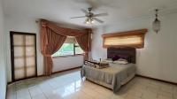 Main Bedroom - 31 square meters of property in Bedfordview