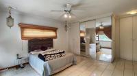 Main Bedroom - 31 square meters of property in Bedfordview