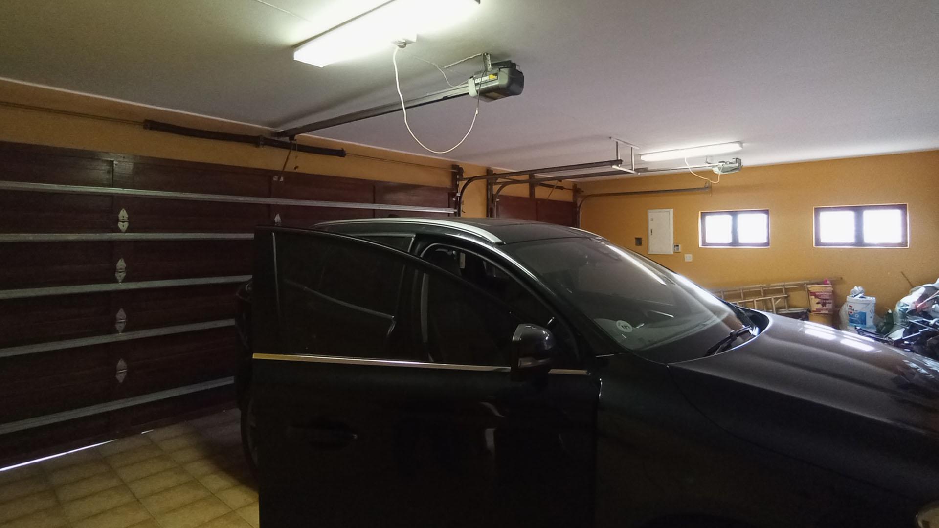 Garage - 68 square meters of property in Savanna Hills Estate