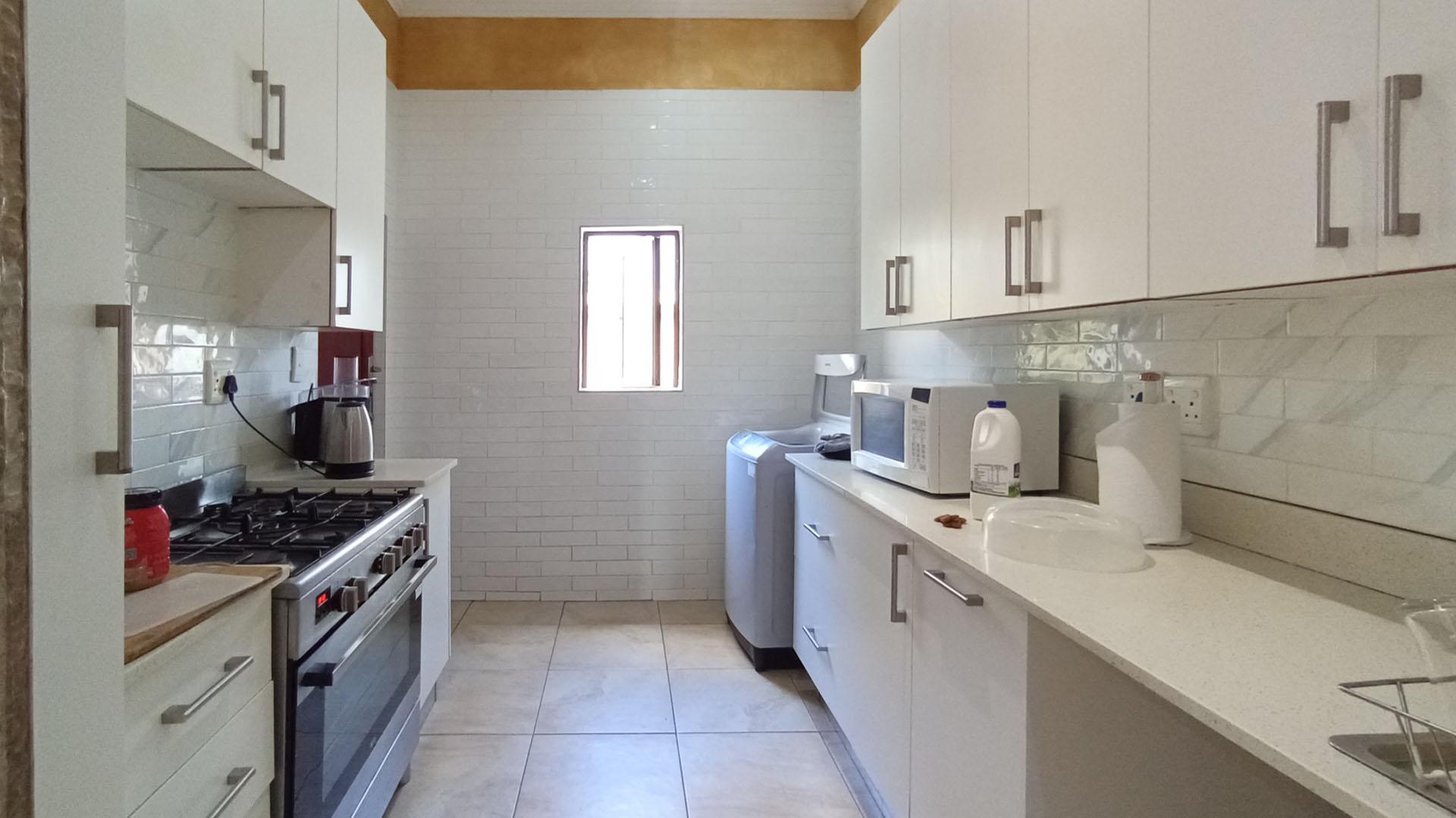 Scullery - 13 square meters of property in Savanna Hills Estate