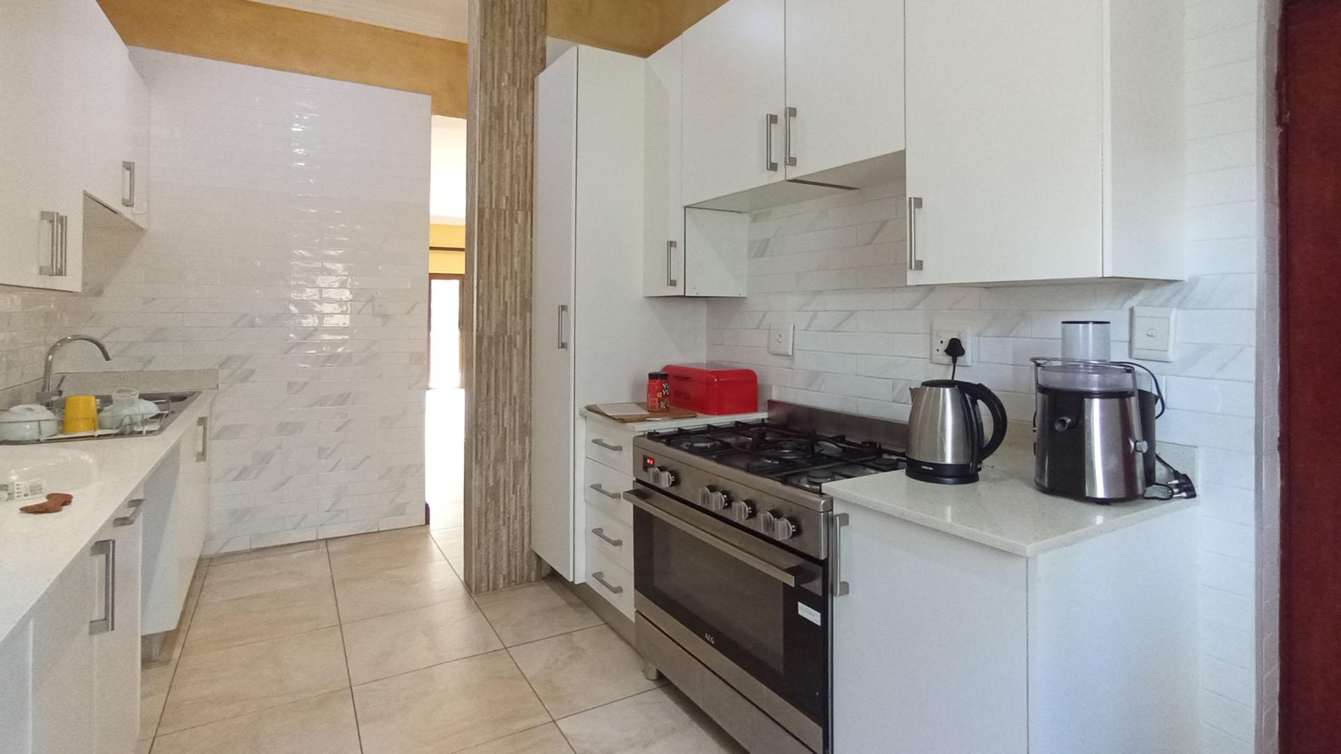 Scullery - 13 square meters of property in Savanna Hills Estate