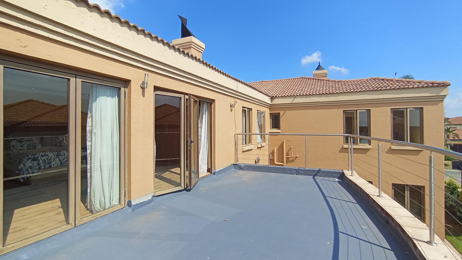 Balcony - 56 square meters of property in Savanna Hills Estate