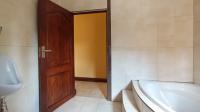 Bathroom 3+ - 44 square meters of property in Savanna Hills Estate
