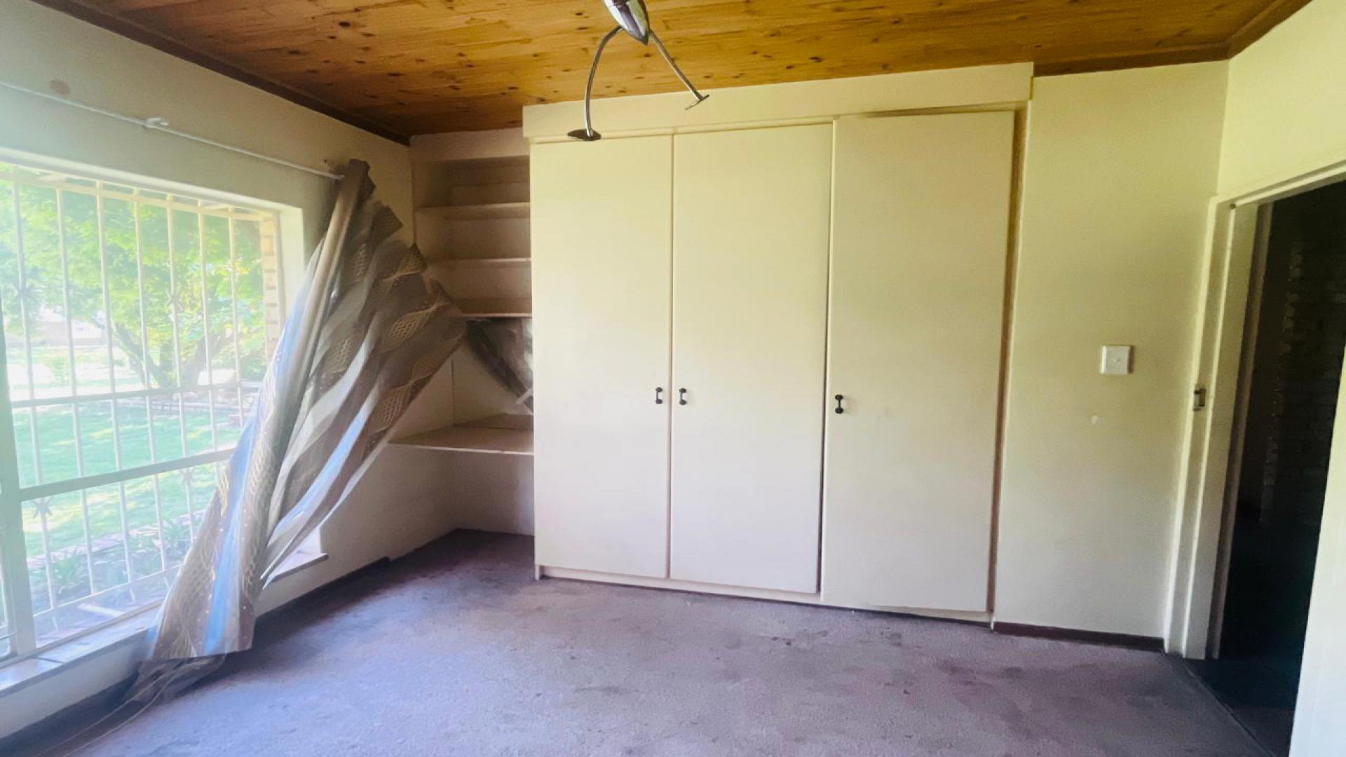 Bed Room 1 of property in Buyscelia AH