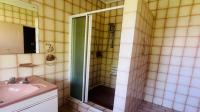 Bathroom 1 of property in Buyscelia AH