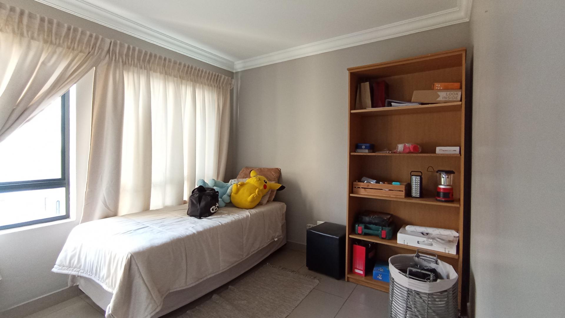 Bed Room 2 - 14 square meters of property in Chartwell A.H.