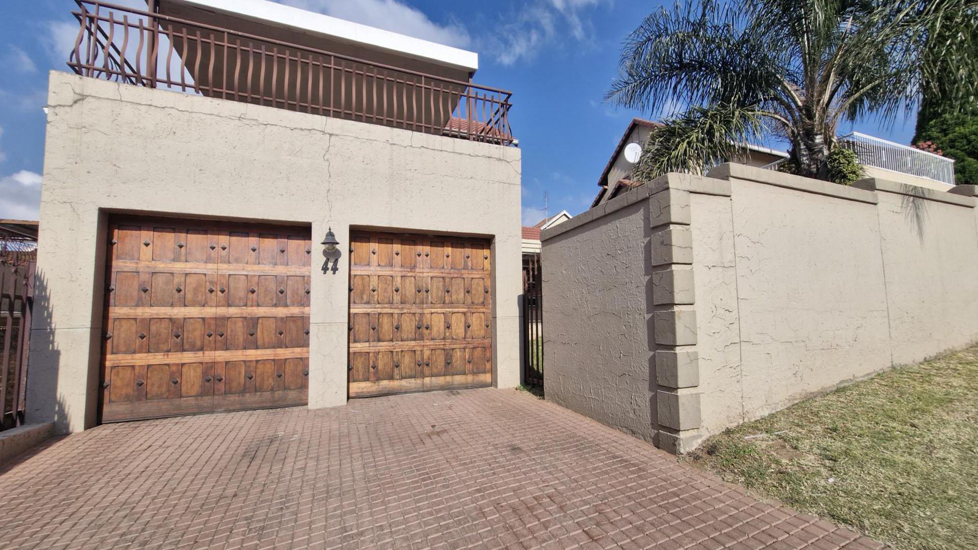 Front View of property in Buccleuch