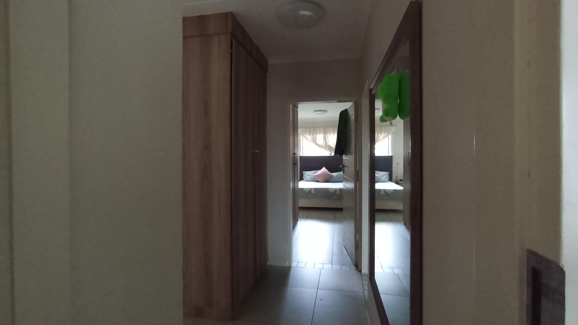 Spaces - 5 square meters of property in Irene