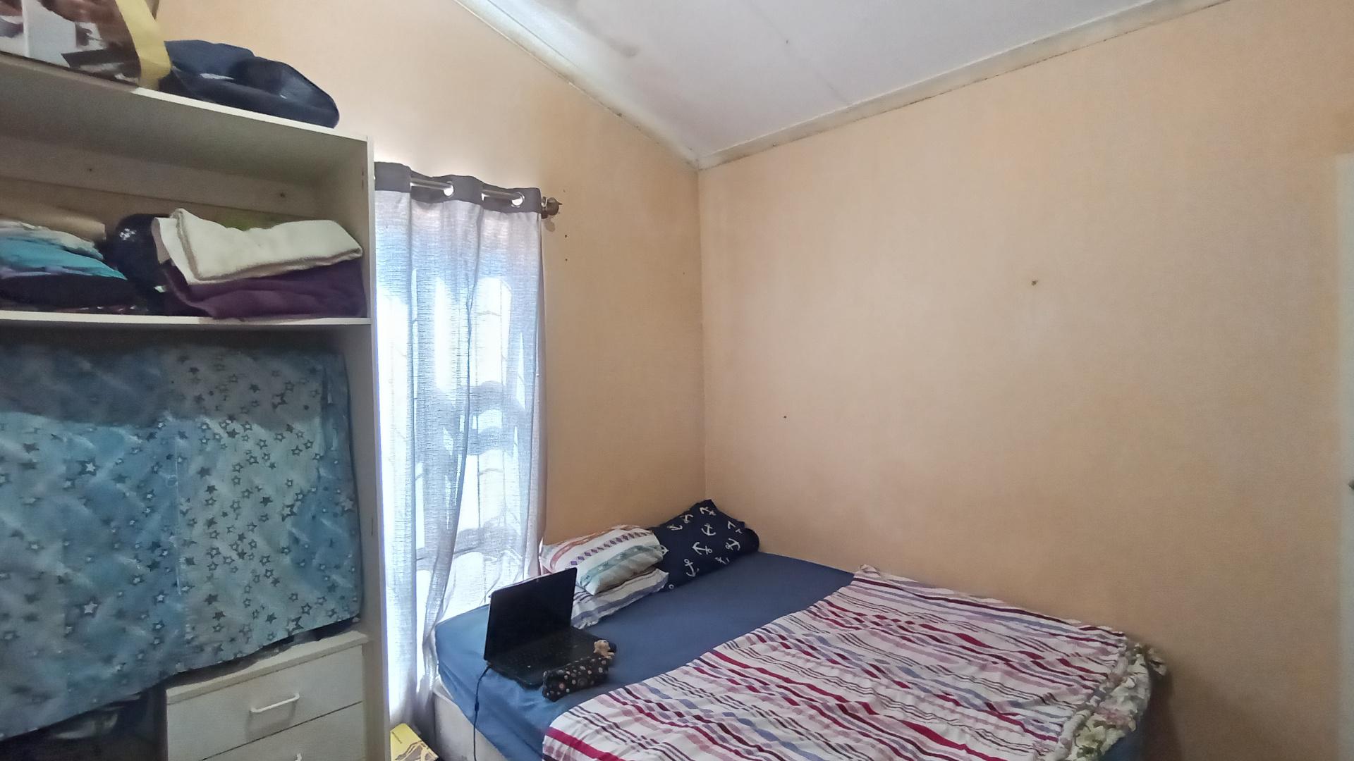 Bed Room 2 of property in Hillgrove