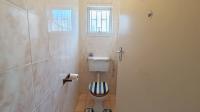 Bathroom 1 - 6 square meters of property in Hillgrove
