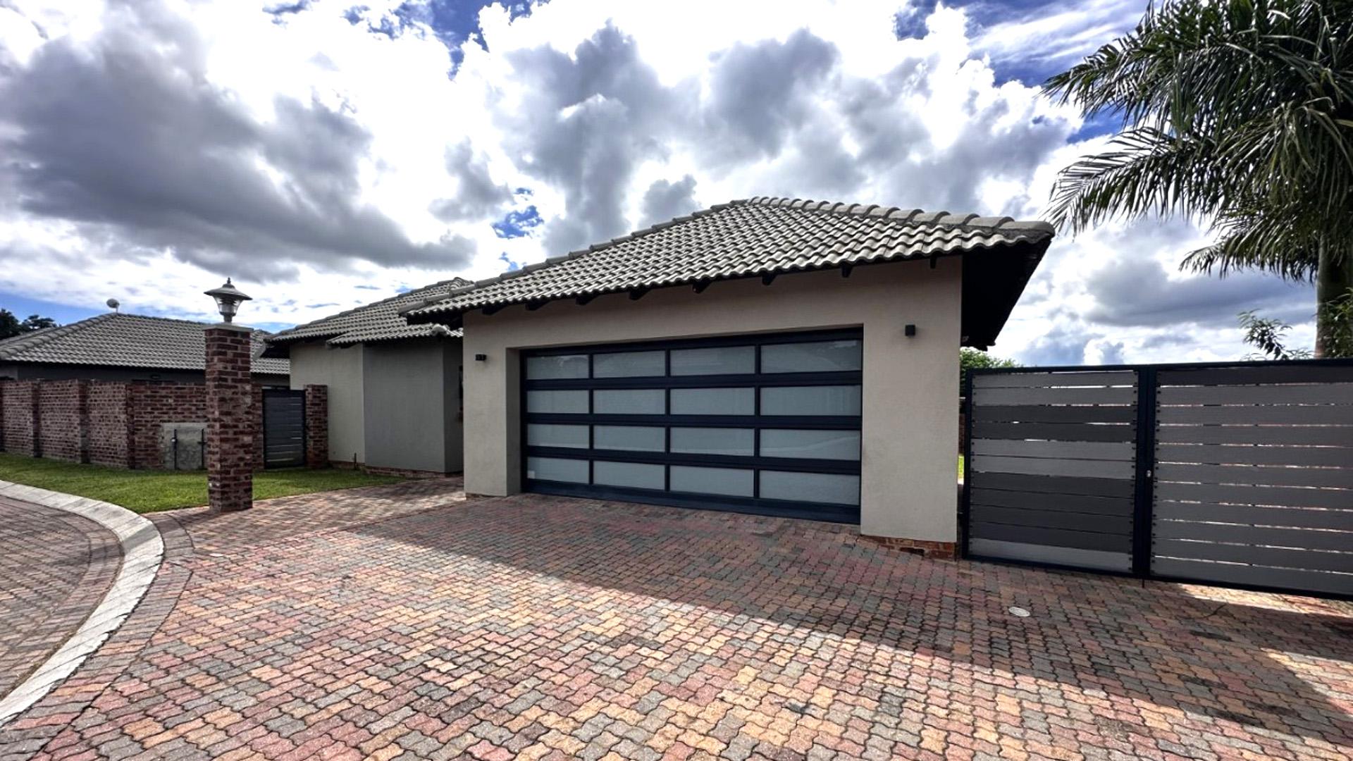 Front View of property in Nelspruit Central