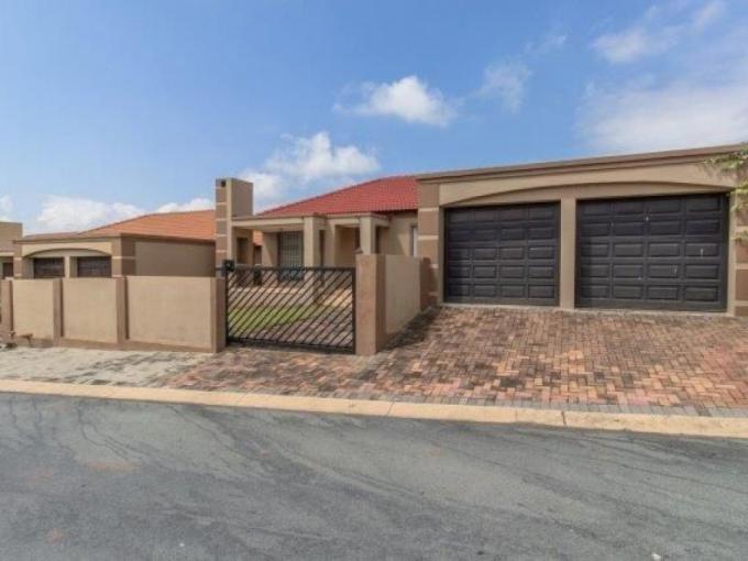 3 Bedroom House for Sale For Sale in Erand Gardens - MR671006