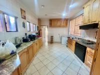  of property in Glenvista