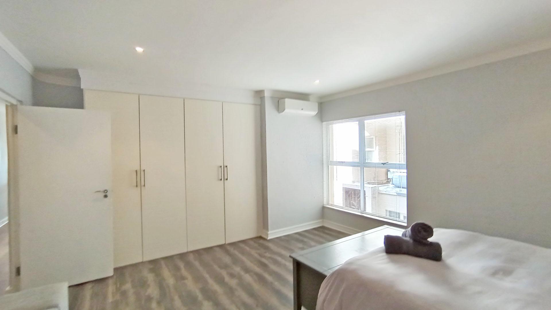 Bed Room 1 - 26 square meters of property in Simbithi Eco Estate