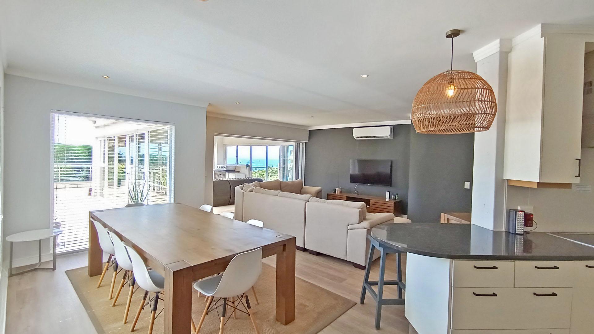Dining Room - 16 square meters of property in Simbithi Eco Estate