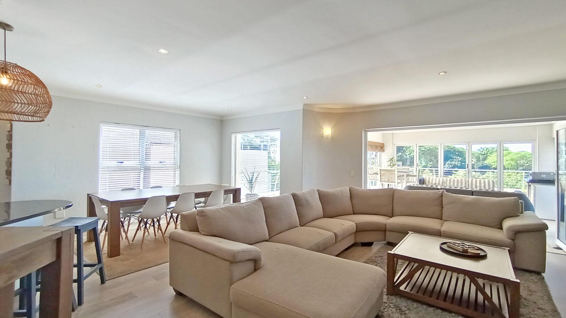 Lounges - 23 square meters of property in Simbithi Eco Estate