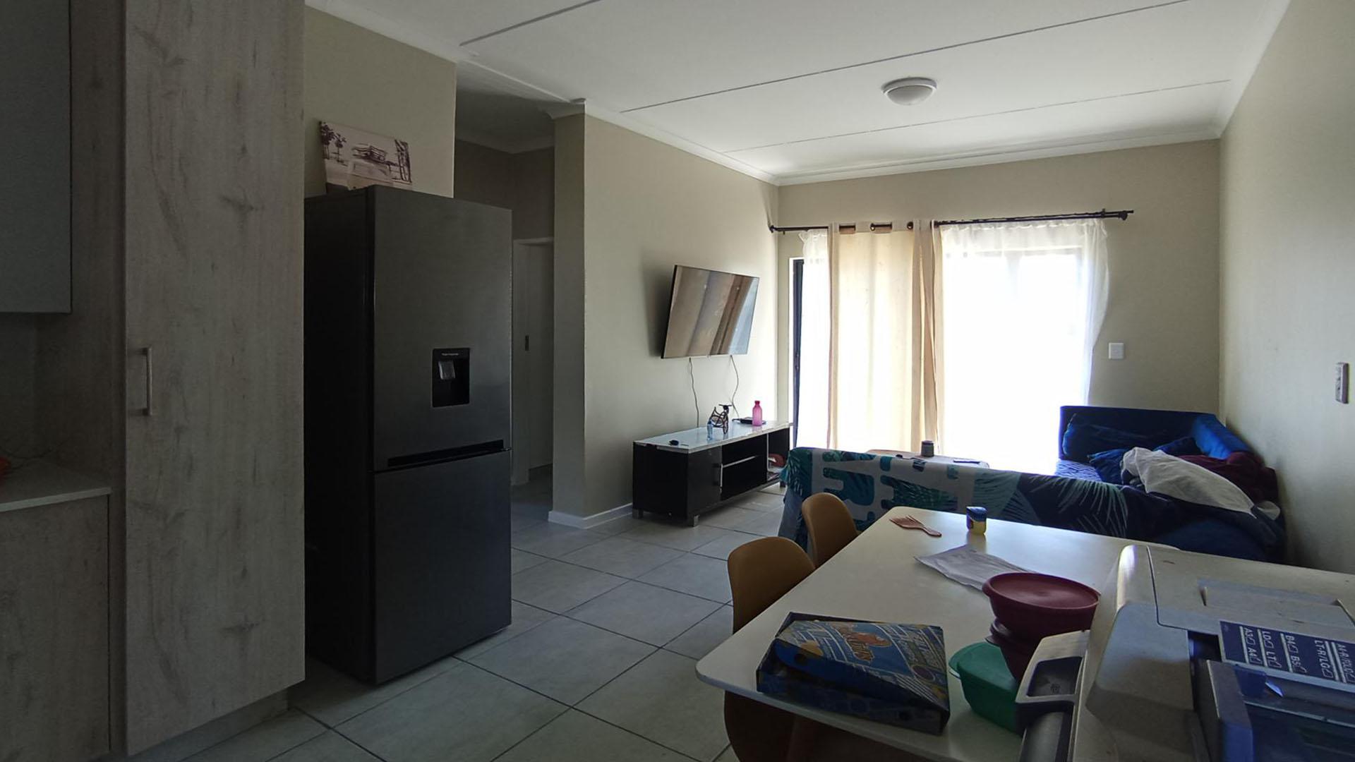 Kitchen - 12 square meters of property in Grand Central