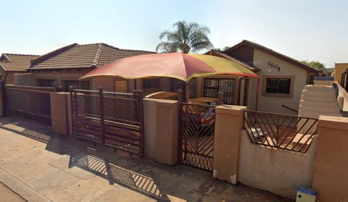 4 Bedroom House for Sale For Sale in The Orchards - MR671110