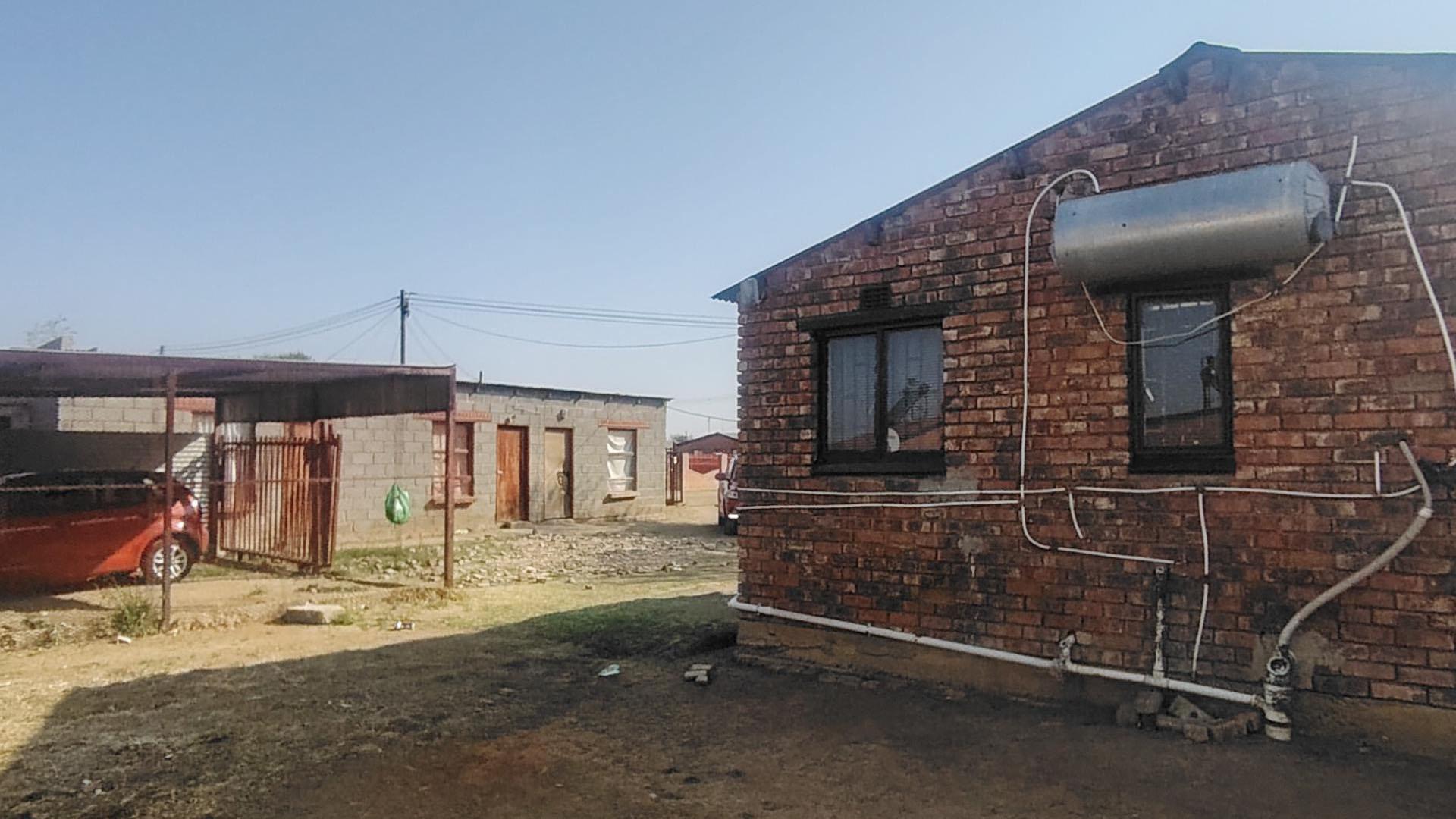 Backyard of property in Bloemfontein
