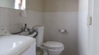 Bathroom 2 - 4 square meters of property in Paulshof