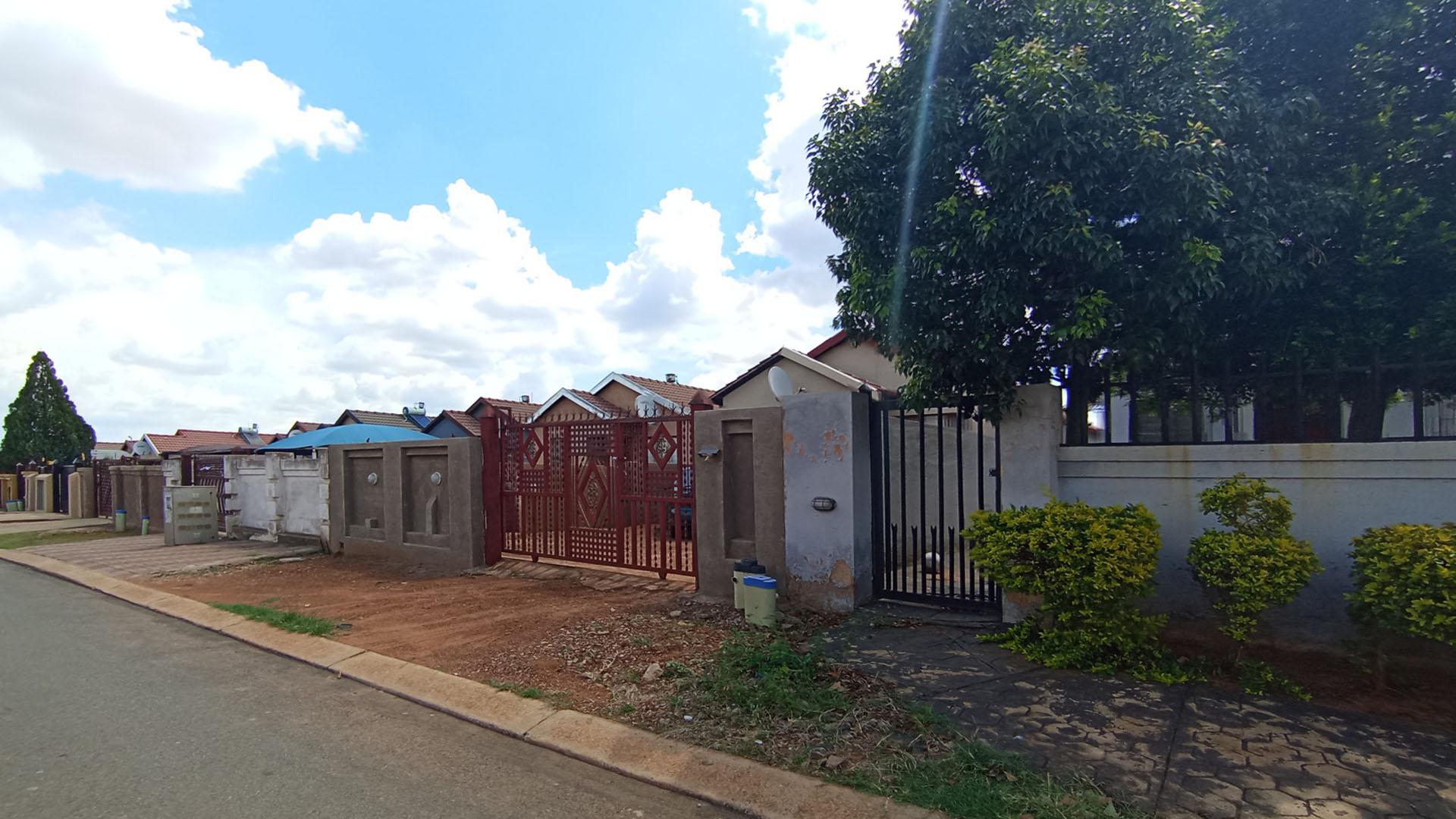 Front View of property in Soshanguve East