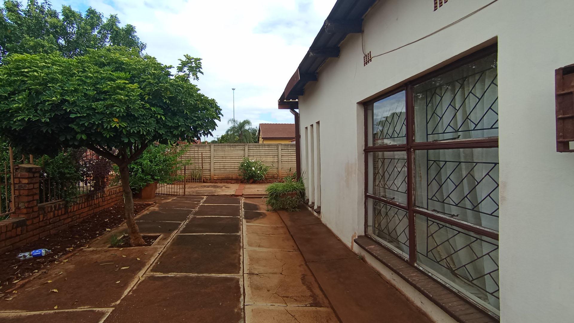 Backyard of property in Ga-Rankuwa