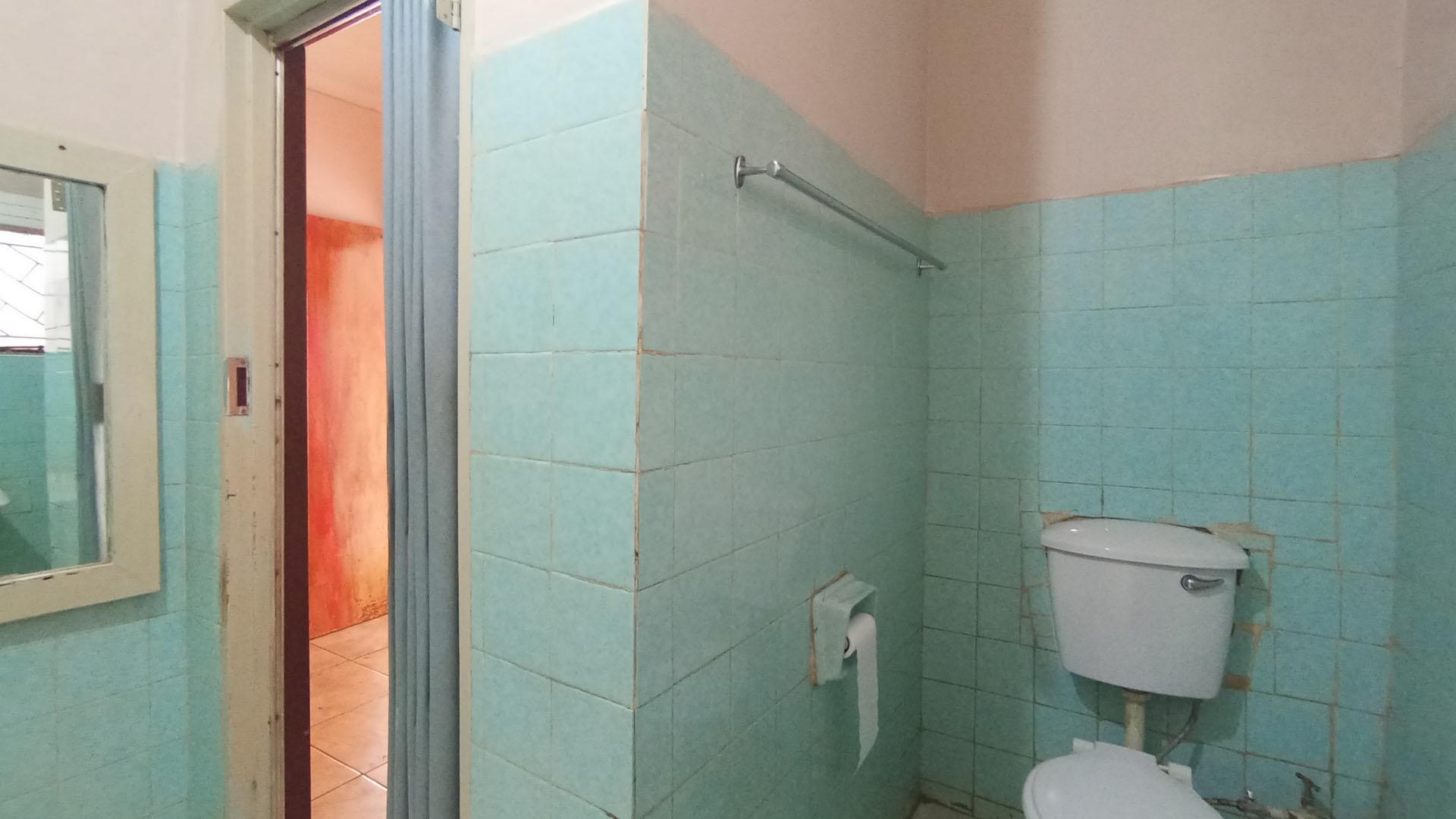 Bathroom 1 - 7 square meters of property in Ga-Rankuwa