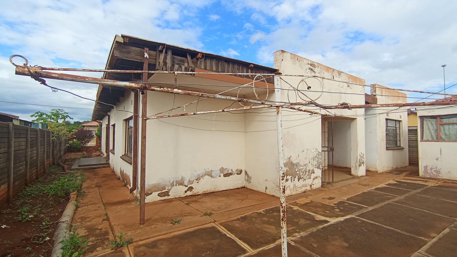 Backyard of property in Ga-Rankuwa