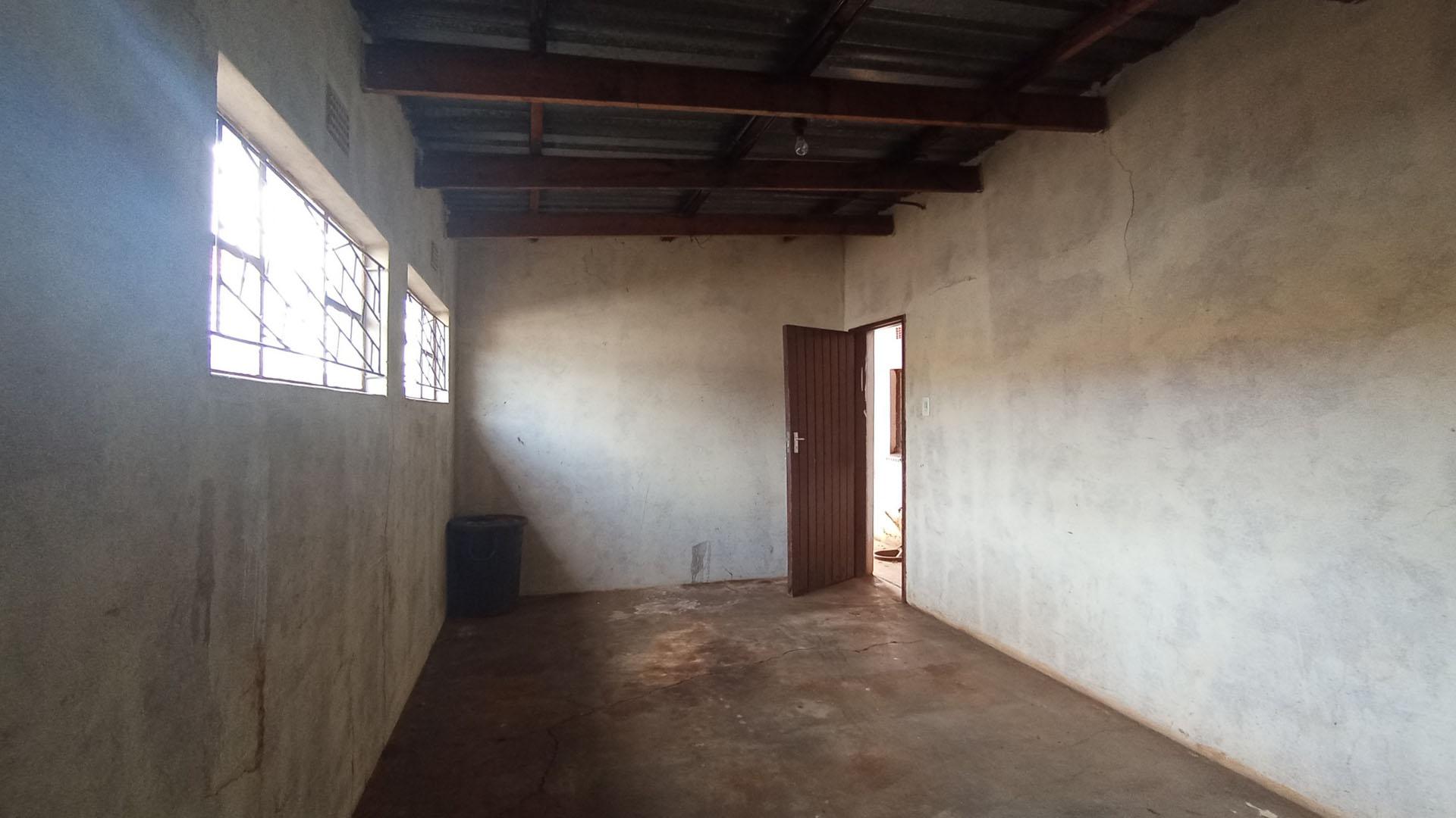 Spaces - 23 square meters of property in Ga-Rankuwa
