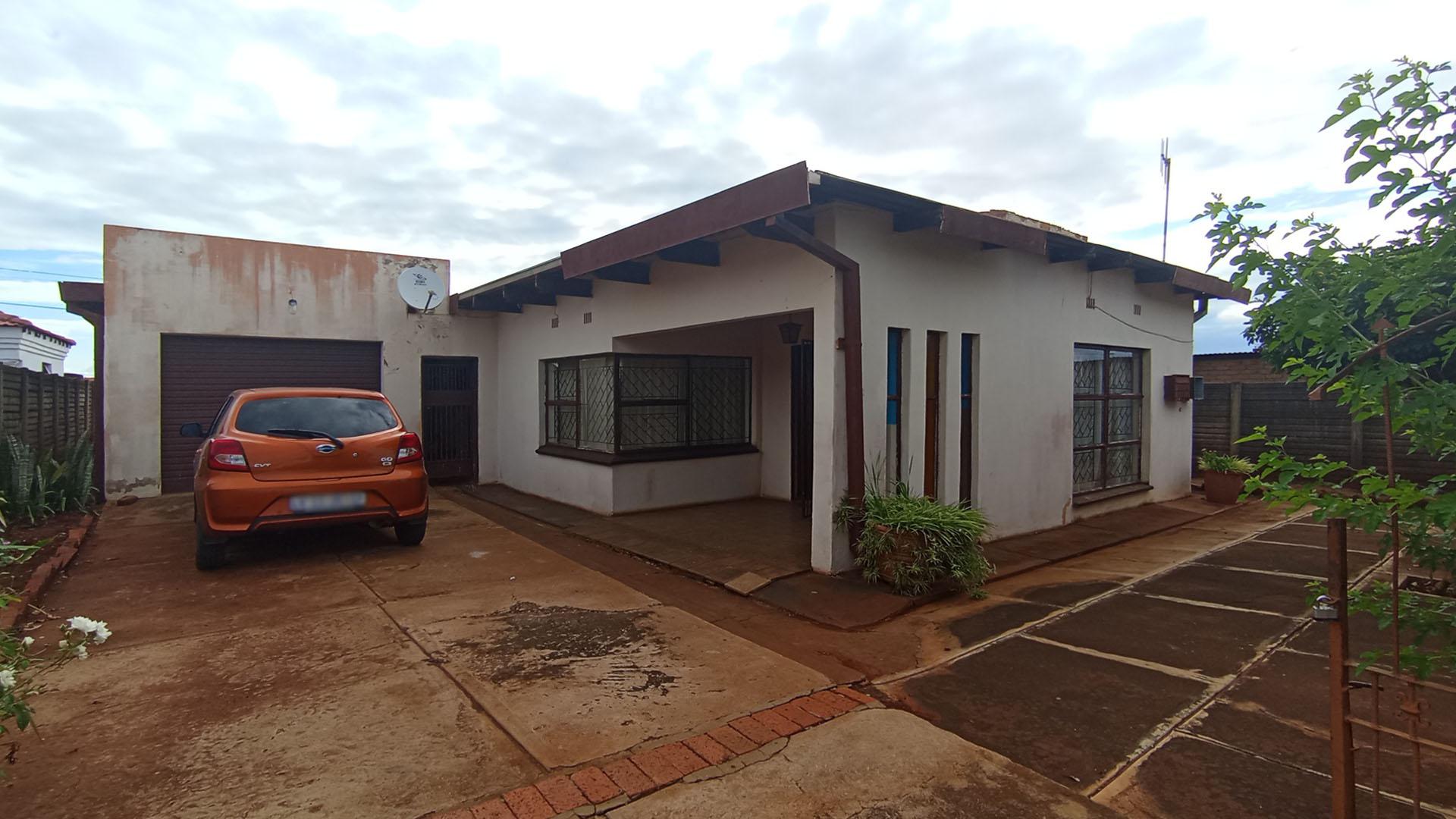 Front View of property in Ga-Rankuwa