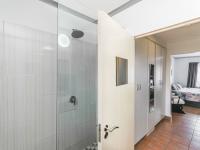  of property in Die Hoewes
