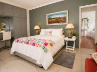 Bed Room 1 of property in Doornlaagte