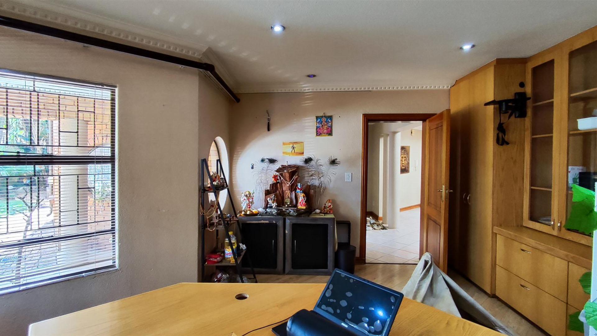 Study - 17 square meters of property in Meyersdal