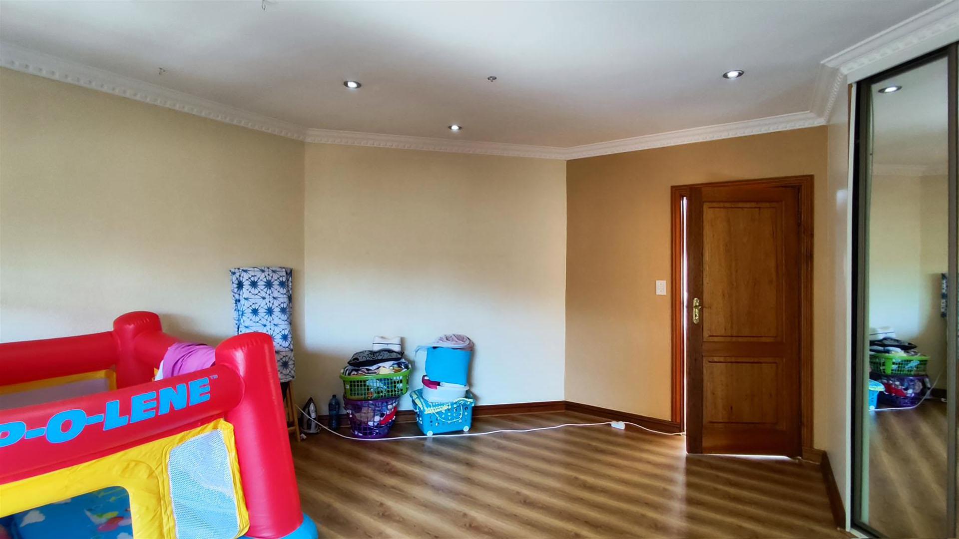 Bed Room 3 - 21 square meters of property in Meyersdal