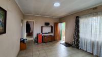 Lounges - 20 square meters of property in Daleside