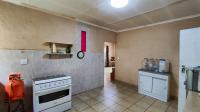 Kitchen - 19 square meters of property in Daleside