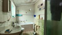 Bathroom 1 - 7 square meters of property in Daleside