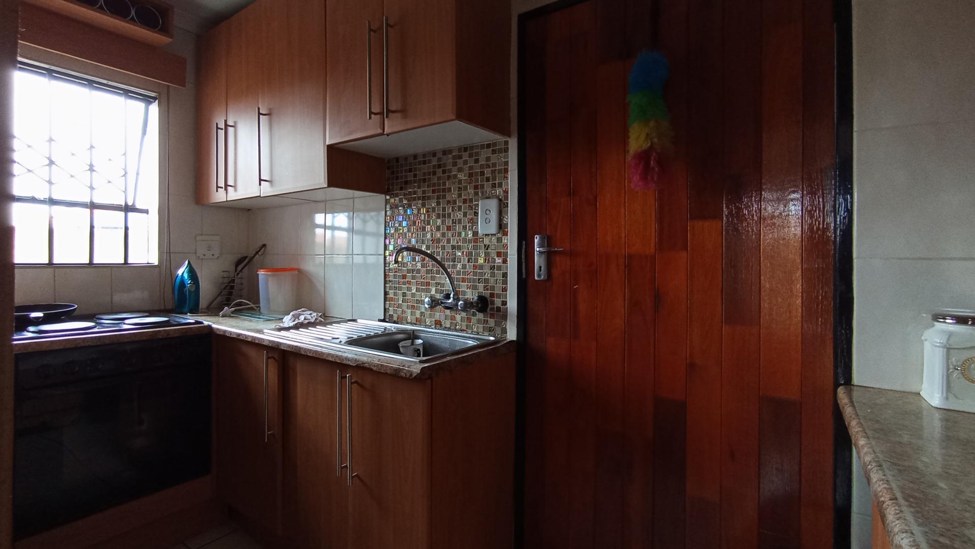Kitchen - 7 square meters of property in Riverlea - JHB