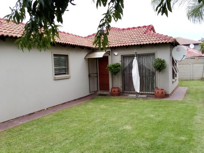 3 Bedroom House for Sale For Sale in Alveda - MR671319