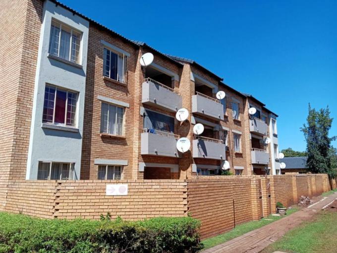 2 Bedroom Apartment for Sale For Sale in Monavoni - MR671354
