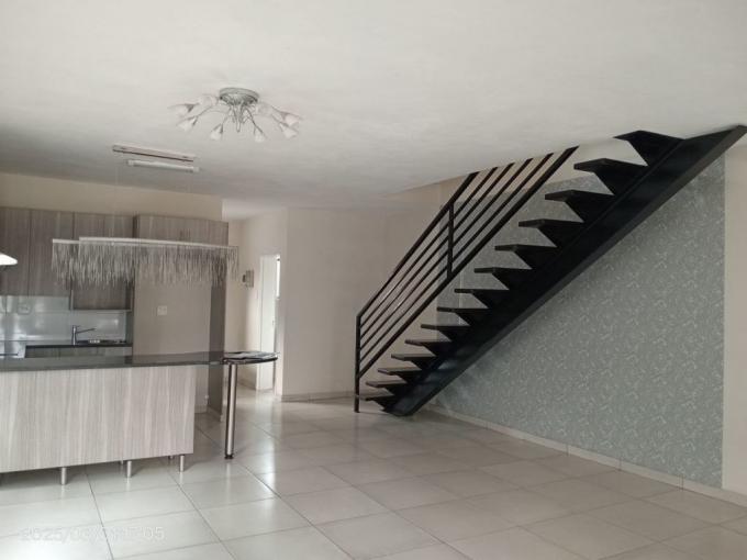 3 Bedroom Simplex to Rent in Cashan - Property to rent - MR671379