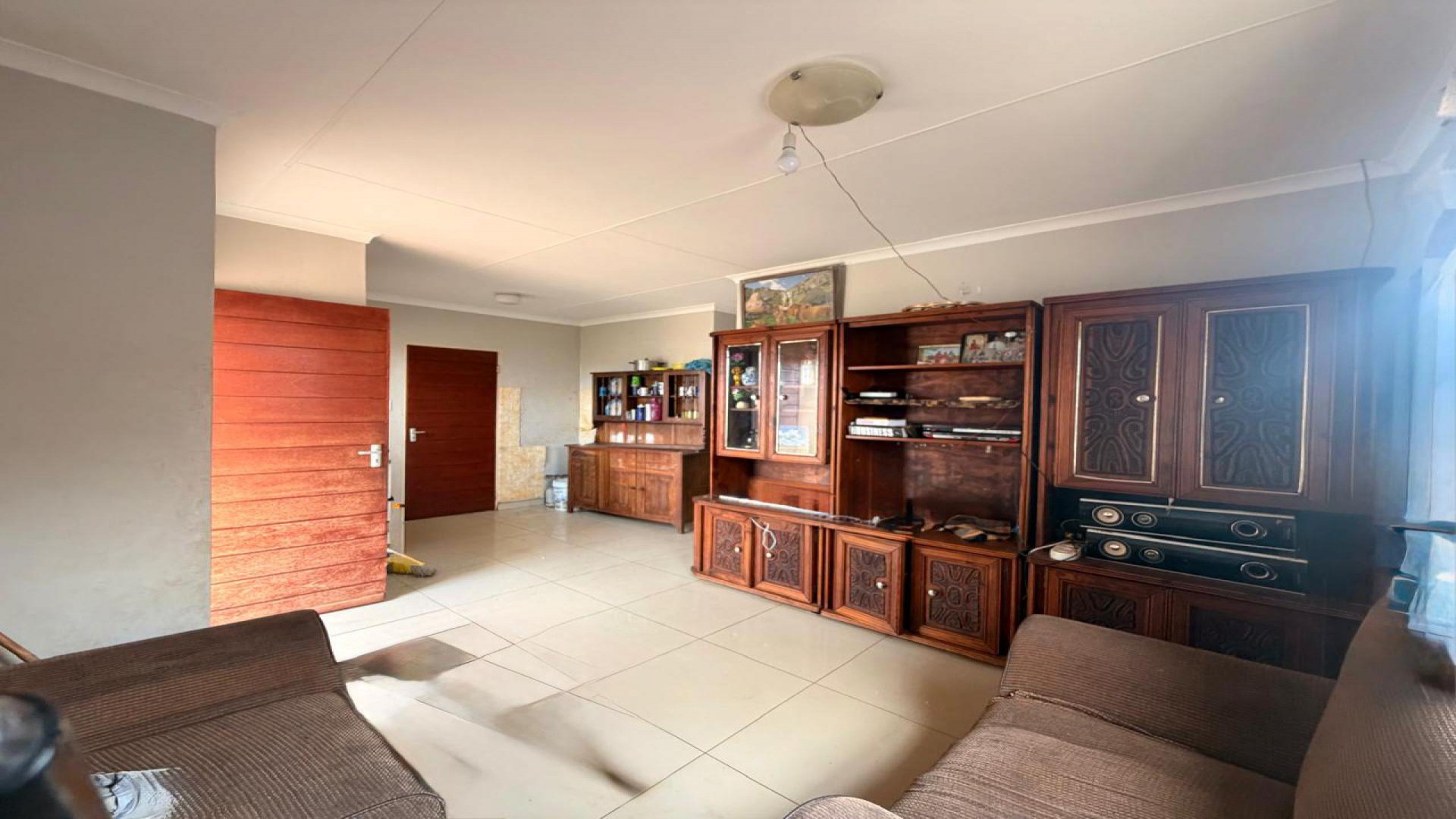Lounges - 15 square meters of property in Clayville