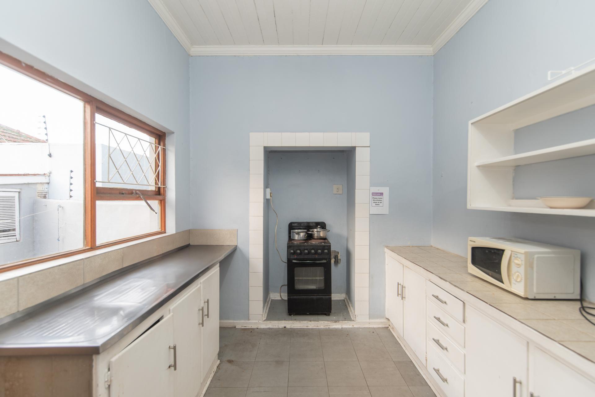 Kitchen of property in Port Elizabeth Central