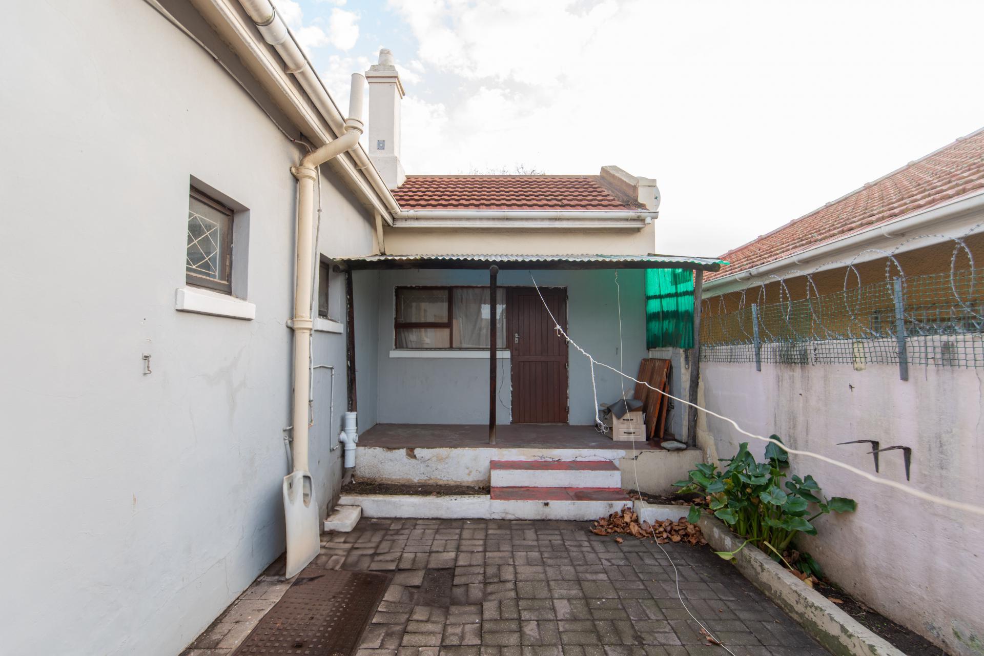 Spaces of property in Port Elizabeth Central