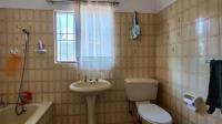 Bathroom 1 - 6 square meters of property in Meyerton