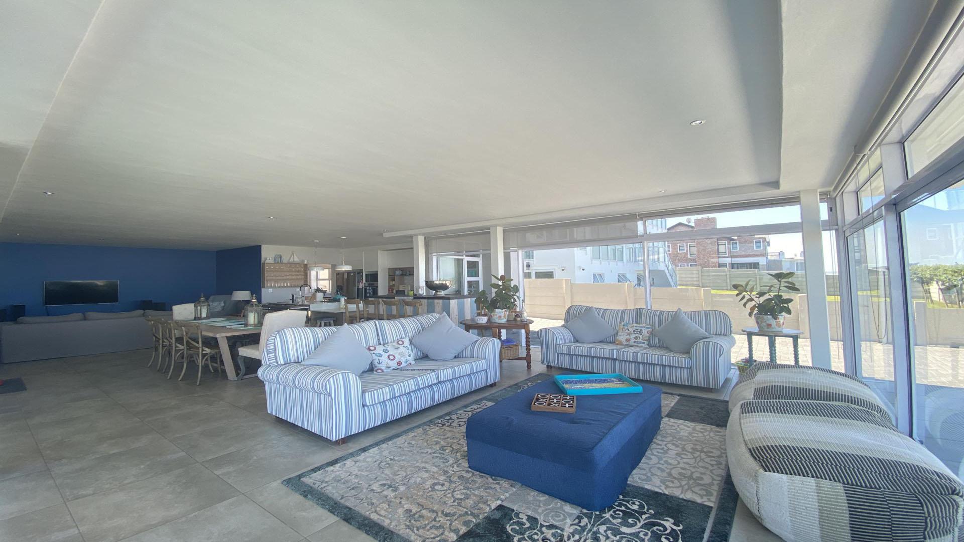 Lounges of property in Yzerfontein