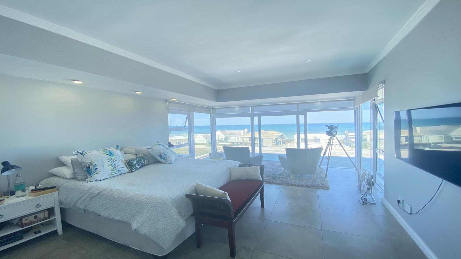 Bed Room 3 of property in Yzerfontein