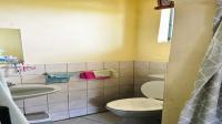 Bathroom 2 of property in Nelspruit Central